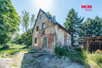 Nabízíme k prodeji rodinný dům ve Vejprtech s pozemkem 748 m
