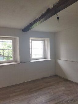 Pronajmu domek 1+1 45m2 s příslušenstvím, bezbariérový. Malá