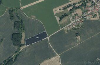 Prodám stavební pozemek 820m2 s vydaným stavebním povolením 