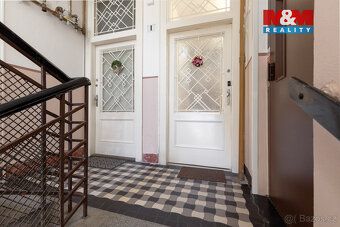 Luxusní výměra v osobním vlastnictví, parkovací stání ve dvo