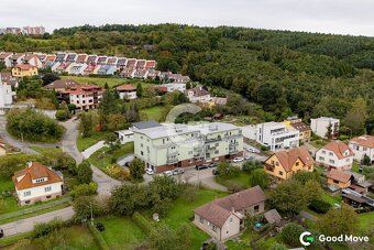 Nabízíme prodej světlého a pečlivě udržovaného bytu 1+kk o p