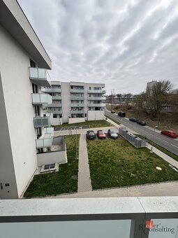 Prodej stylového družstevního bytu 3+kk s terasou Sedlecká K