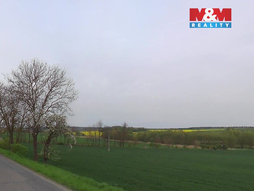 Nabízíme k prodeji pole o výměře 32 480 m² v katastrálním úz