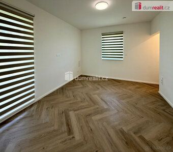 , Nabízíme ke koupi moderní rodinný dům o dispozici 4+kk, ko