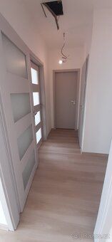Nabízím k pronájmu moderní novostavbu bytu 2+kk (38 m²) na u