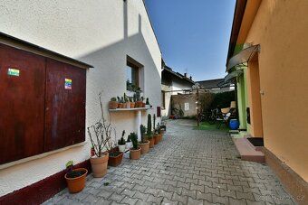 Společnost RE/MAX Future si Vám dovoluje nabídnout k prodeji