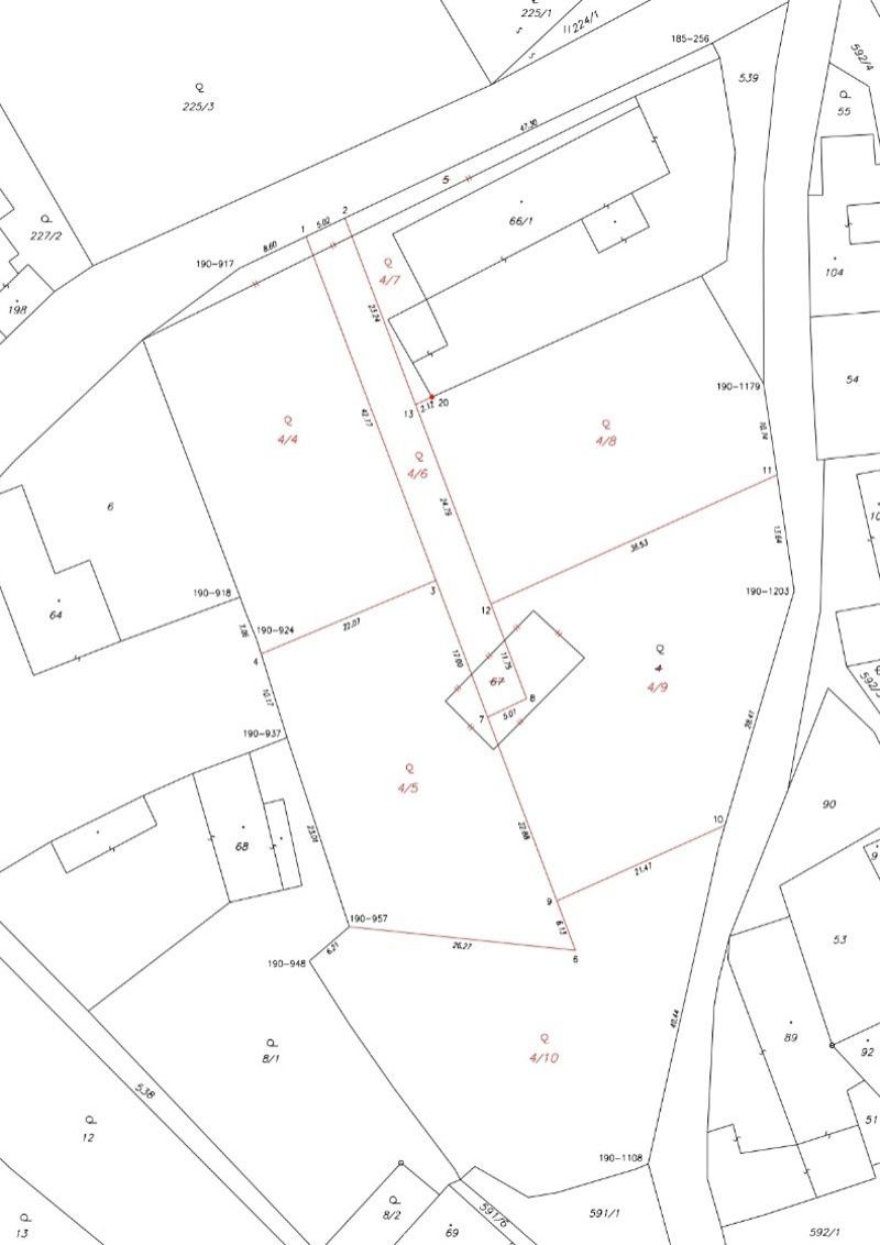 Nabízíme k prodeji pozemek o celkové výměře 1110 m2 v klidné