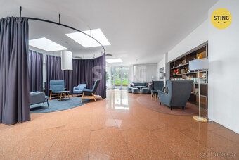 Prodej bytu 58,5 m² 3+1 s parkováním a výhledem do parku – R