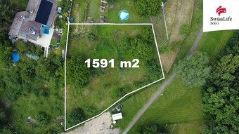 Продається земельна ділянка площею 1 591 м² у Єніковіцах