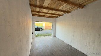 Pronajmu garáž v garážovém komplexu Nová Ves - Ostrava
Garáž