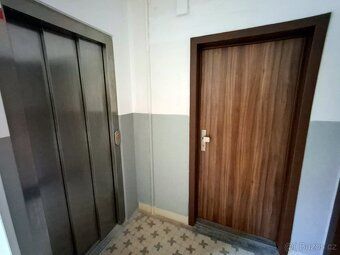 Знайшовся орендувати 2кк, приватна власність, 48 м², 3