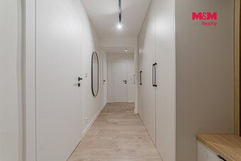 Ми пропонуємо на продаж квартиру 3+кк площею 52 м², у