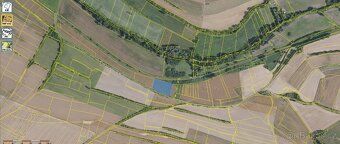 In the cadastral area of Byšice we offer for sale a share