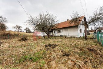 ЛІПНА - ПРОСТОР З ПОТЕНЦІЄМ ДЛЯ ВАШИХ ПЛАНІВ Пропонуємо на