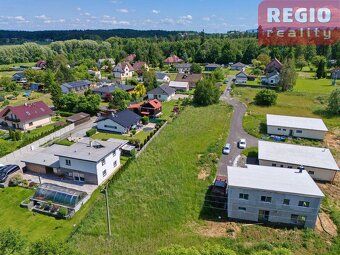 Budowa gruntu o powierzchni 928 m² w spokojnej części