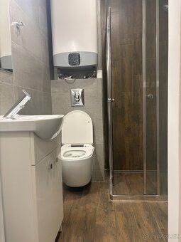 We would like to offer you a modern furnished apartment