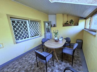 Nabízíme k prodeji pěkně udržovaný rodinný dům v centru male