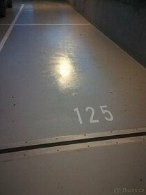 Nabízím parkovací stání č. 38 (standardní rozměr 2,5 x 5,0 m
