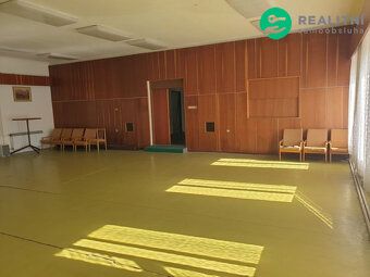 Nabízíme k prodeji ubytovací areál, stojící na překrásném mí