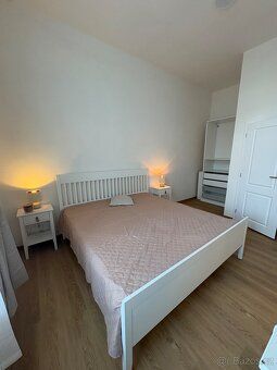 Przytulnie urządzony apartament 2+kk po remoncie w samym