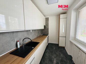 Oferuję od 1.9. do wynajęcia 1+1 w ocieplonym domu w