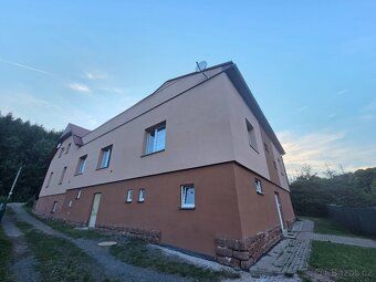 Nabízíme k prodeji cihlovou bytovou jednotku 2+1 v osobním v