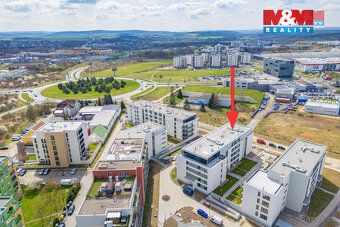 Пропонуємо орендувати закрите гаражне місце в Пльзені на