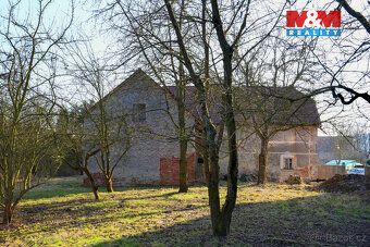 Oferuję na sprzedaż budynek w spokojnej miejscowości