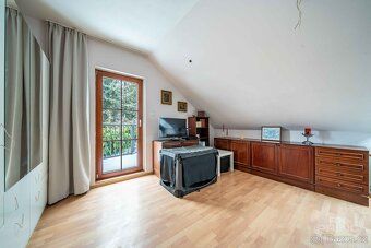 Nabízíme rodinný dům o dispozici 5+kk na pozemku 1.026 m² v 