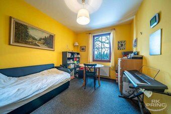 Nabízíme rodinný dům o dispozici 5+kk na pozemku 1.026 m² v 