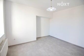 Nabízíme ve výhradním zastoupení jedinečný rodinný dům v sam