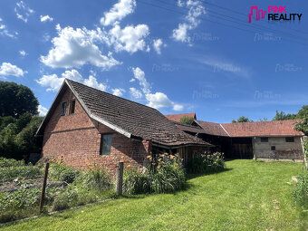 We offer for sale a traditional agricultural homestead less