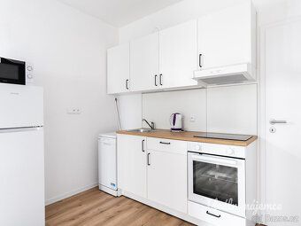 K dlouhodobému podnájmu nabízíme krásný nový, kompletně vyba