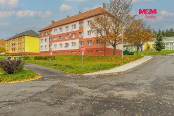 Nabízíme k prodeji velmi pěkně řešený byt 2+1 o užitné ploše
