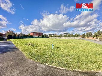 Nabízíme k prodeji pozemek o rozloze 1345 m², ideální pro vý