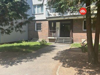 Ev.č. 01820 Nabízíme k prodeji udržovaný a světlý byt s disp