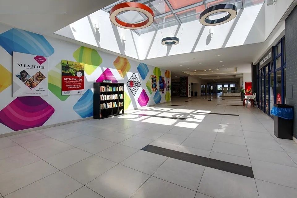 BEZ PROWIZJI! Wynajem lokalu użytkowego 60 m² Praga