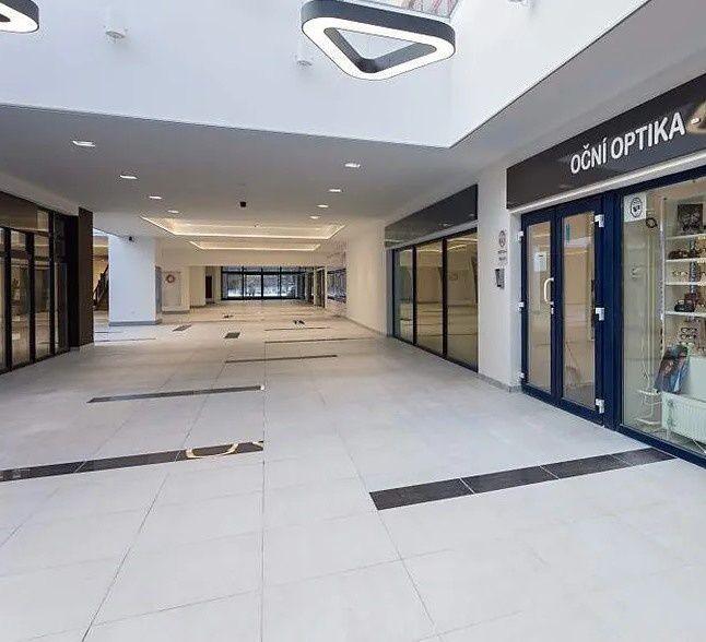 BEZ PROWIZJI! Wynajem lokalu użytkowego 60 m² Praga