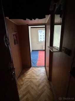 Prodám družstevní byt 1+1, velikost 36 m2, 5.patro, dům s vý