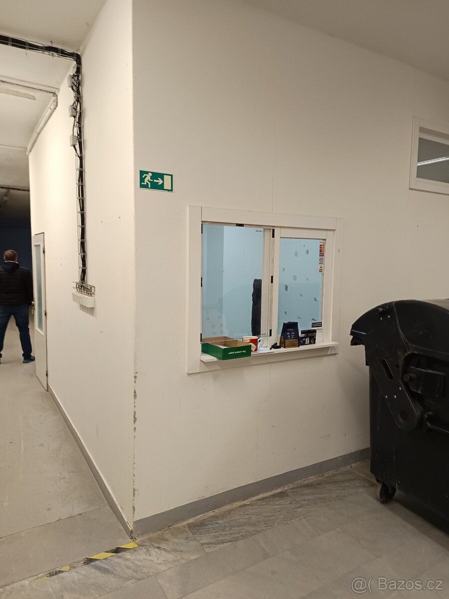 Pronájem komerčních prostor, Přízemí, Valašské Meziříčí Zašo