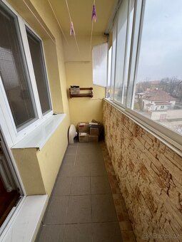 Částečně vybavený byt 2+1 k pronájmu s balkonem
K dlouhodobé