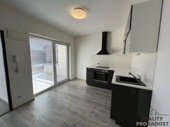 Částečně vybavený byt 2+1 k pronájmu s balkonem
K dlouhodobé