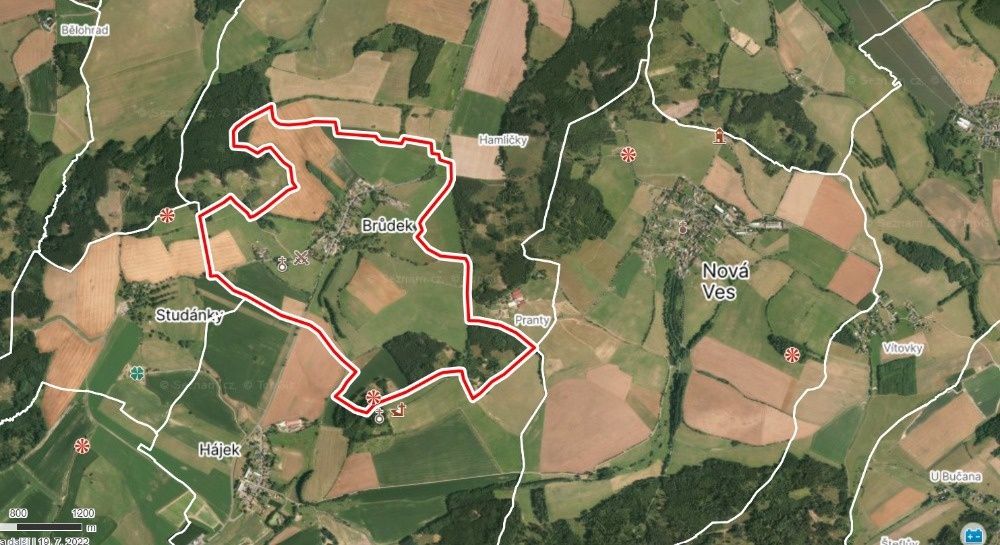 Sprzedaję rozległą działkę o powierzchni 3 000 m² z