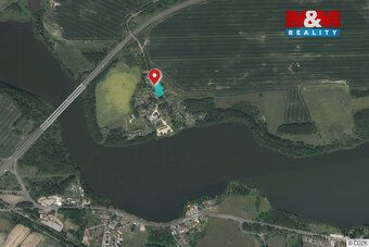 Nabízíme k prodeji exkluzivní pozemek o rozloze 3 217 m² v m