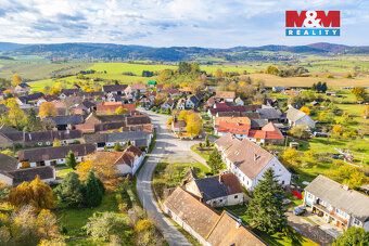 Nabízíme k prodeji rodinný dům v srdci tradiční venkovské ná