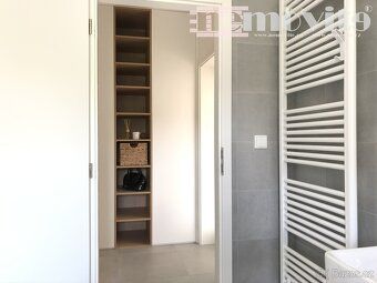 Ev. č. 02637 Ponúkame na prenájom moderný, klimatizovaný