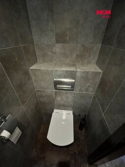 Nabízíme k pronájmu exkluzivní kanceláře celkem 120m2, na ul