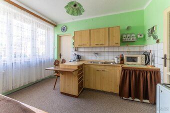 Оренда окремої кімнати площею 14 м² в приватному будинку у