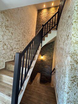 Sprzedam dom jednorodzinny, 5+1/T, L, G, 232 m2, ul