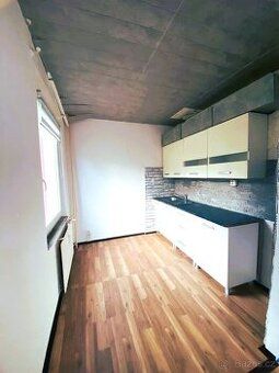 Wynajmę mieszkanie 2+1 w Obrnicach. Mieszkanie składa się z
